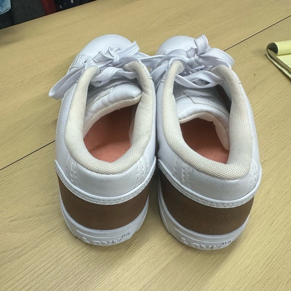 Levis Jeffrey 501 Tumbled Men's Size 9 White Low Top Sneakers EUC - Picture 4 of 8